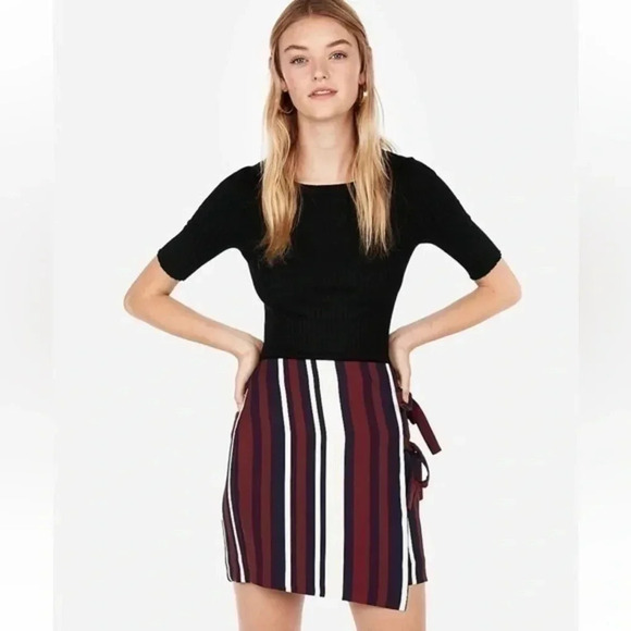 Express | Classic Stripes & Bows Wrap Mini Skirt Women’s Size 2 XS - Picture 1 of 4